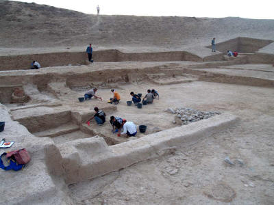 Fig. 5 - Old Nisa, Area SW: the western courtyard